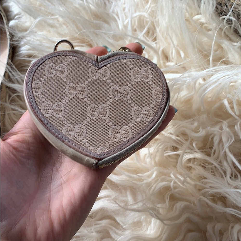 ❤️RARE❤️ Pink and gold GUCCI heart coin purse